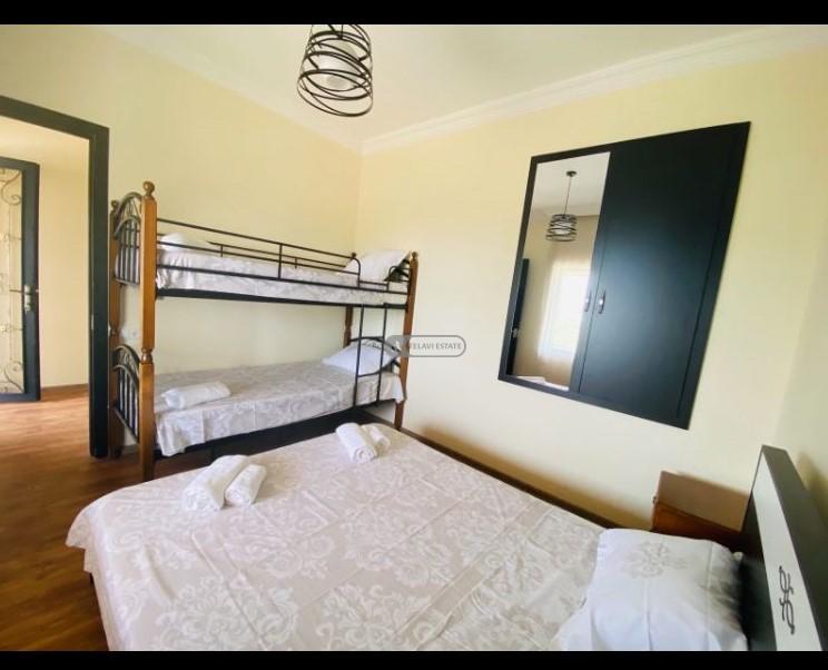 ორსართულიანი სახლი თელავში