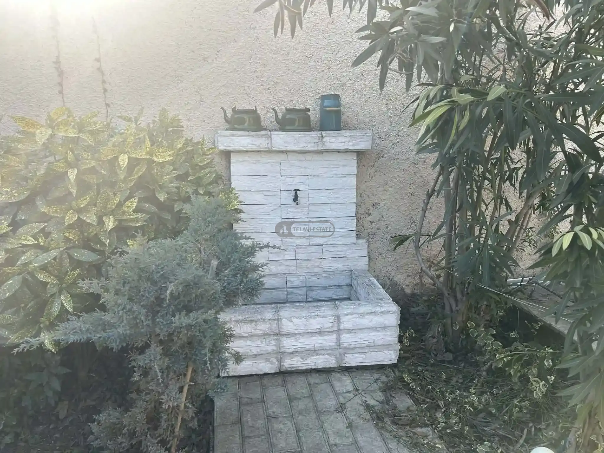 ქირავდება სახლი თელავში