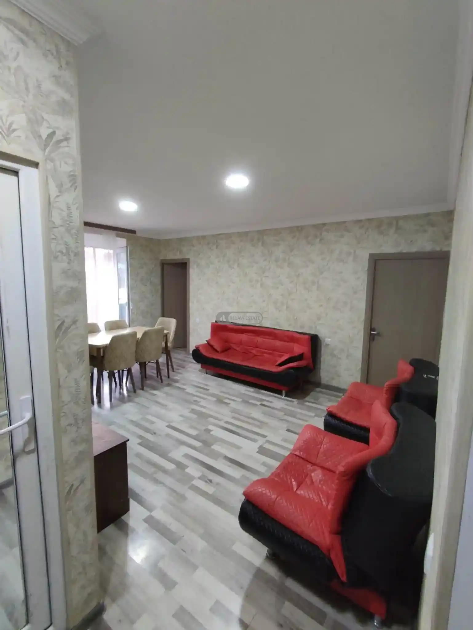 3 ოთახიანი ბინა თელავში