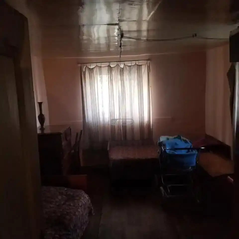 ორსართულიანი სახლი თელავში