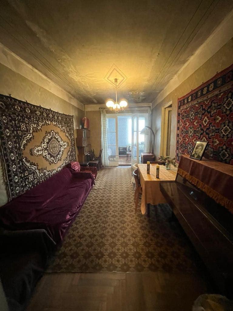 Сдается 2-комнатная квартира с лоджией в Телави