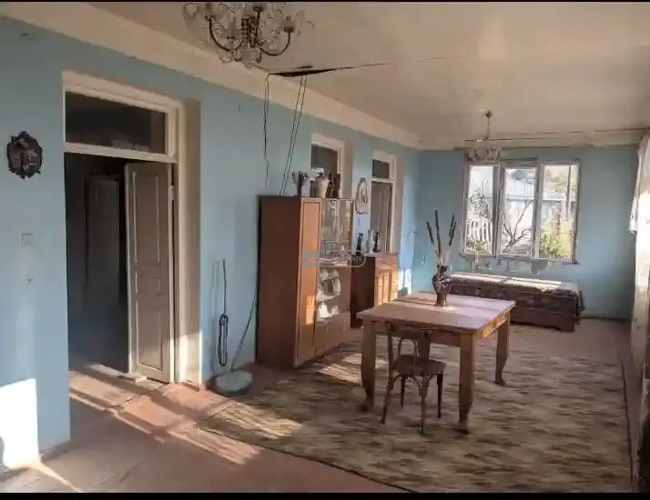 სახლი ნაფარეულში