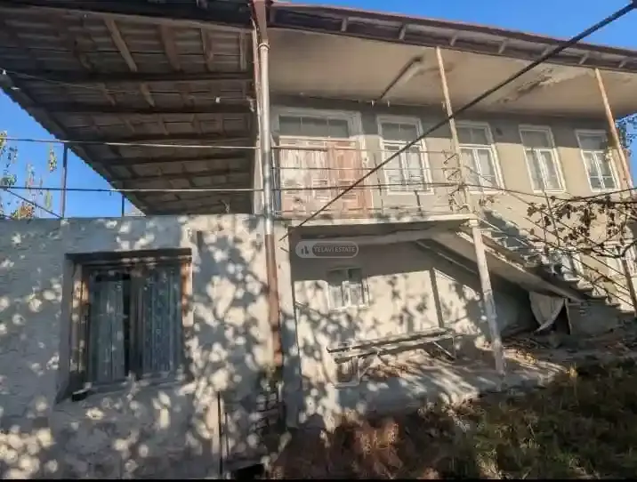 სახლი ნაფარეულში