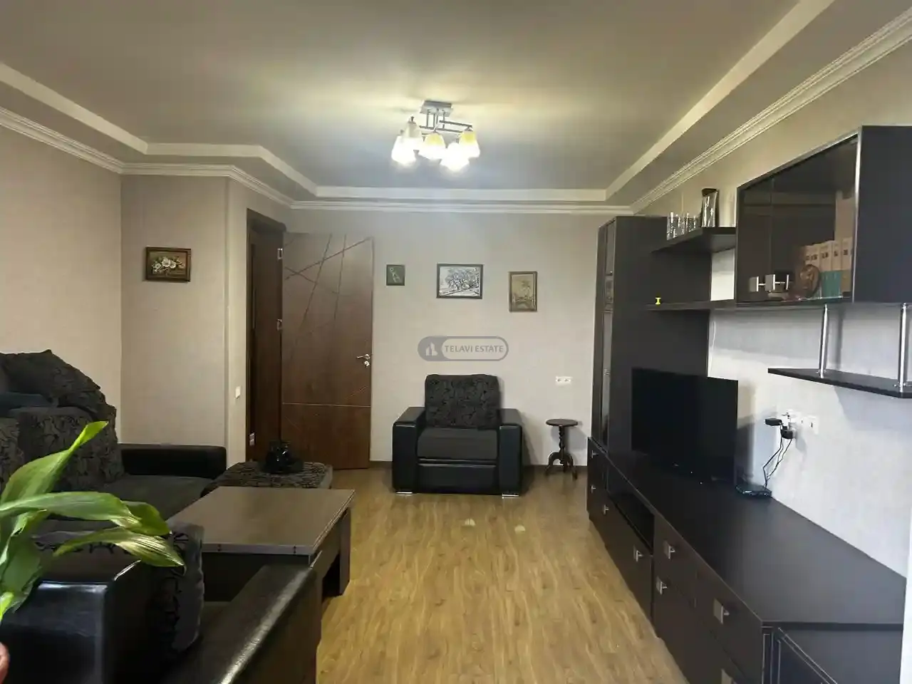 ქირავდება 3 ოთახიანი ბინა თელავში