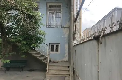 ორსართულიანი სახლი ქალაქ თელავში