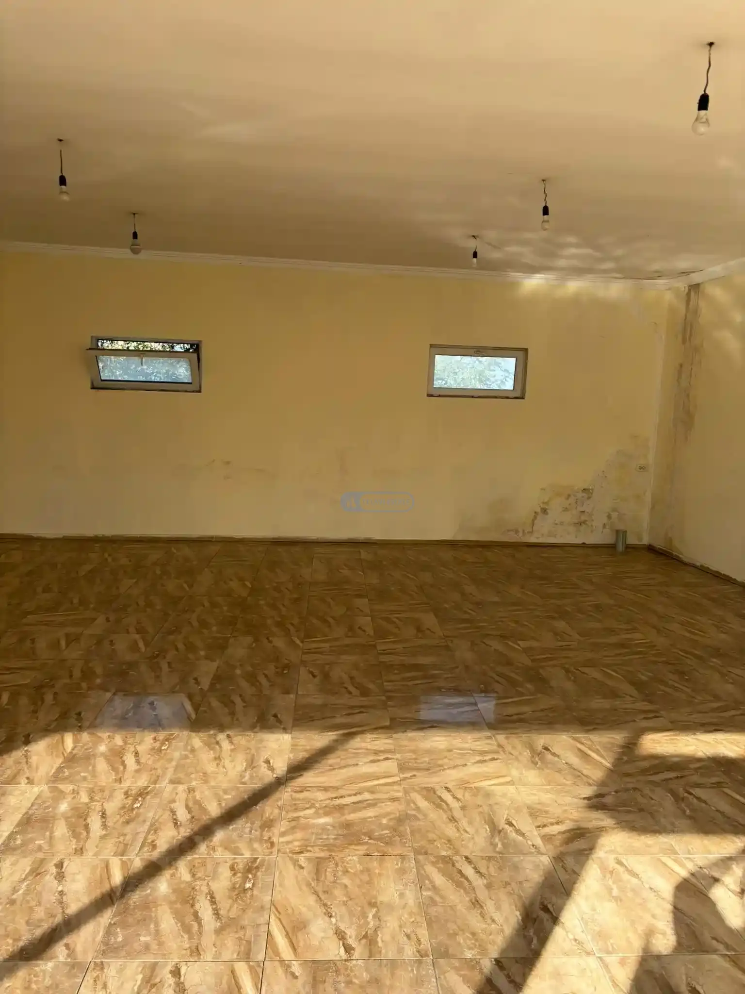 ქირავდება კომერციული ფართი თელავში