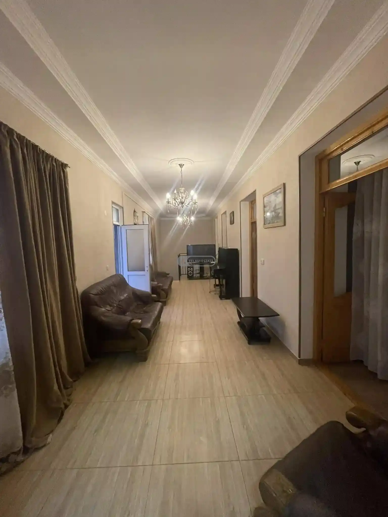 ქირავდება სახლი თელავში