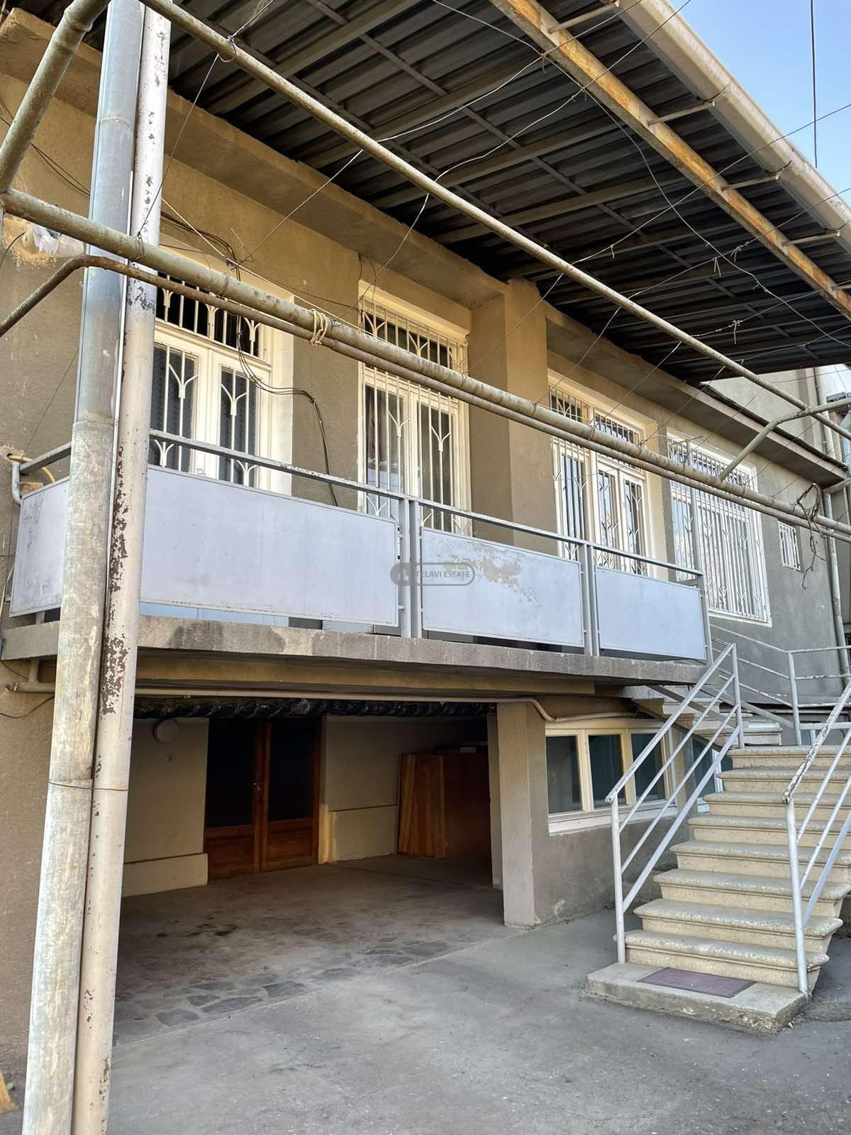 ბელეტაჟი ბინა მანსარდით თელავში