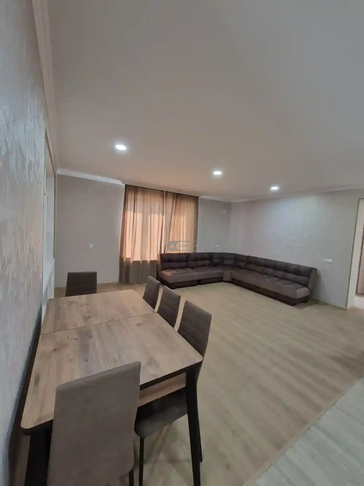 ქირავდება 3 ოთახიანი ბინა თელავში