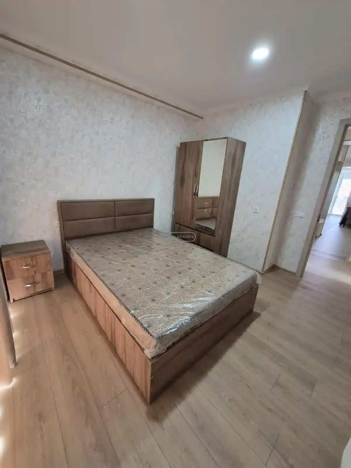 ქირავდება 3 ოთახიანი ბინა თელავში