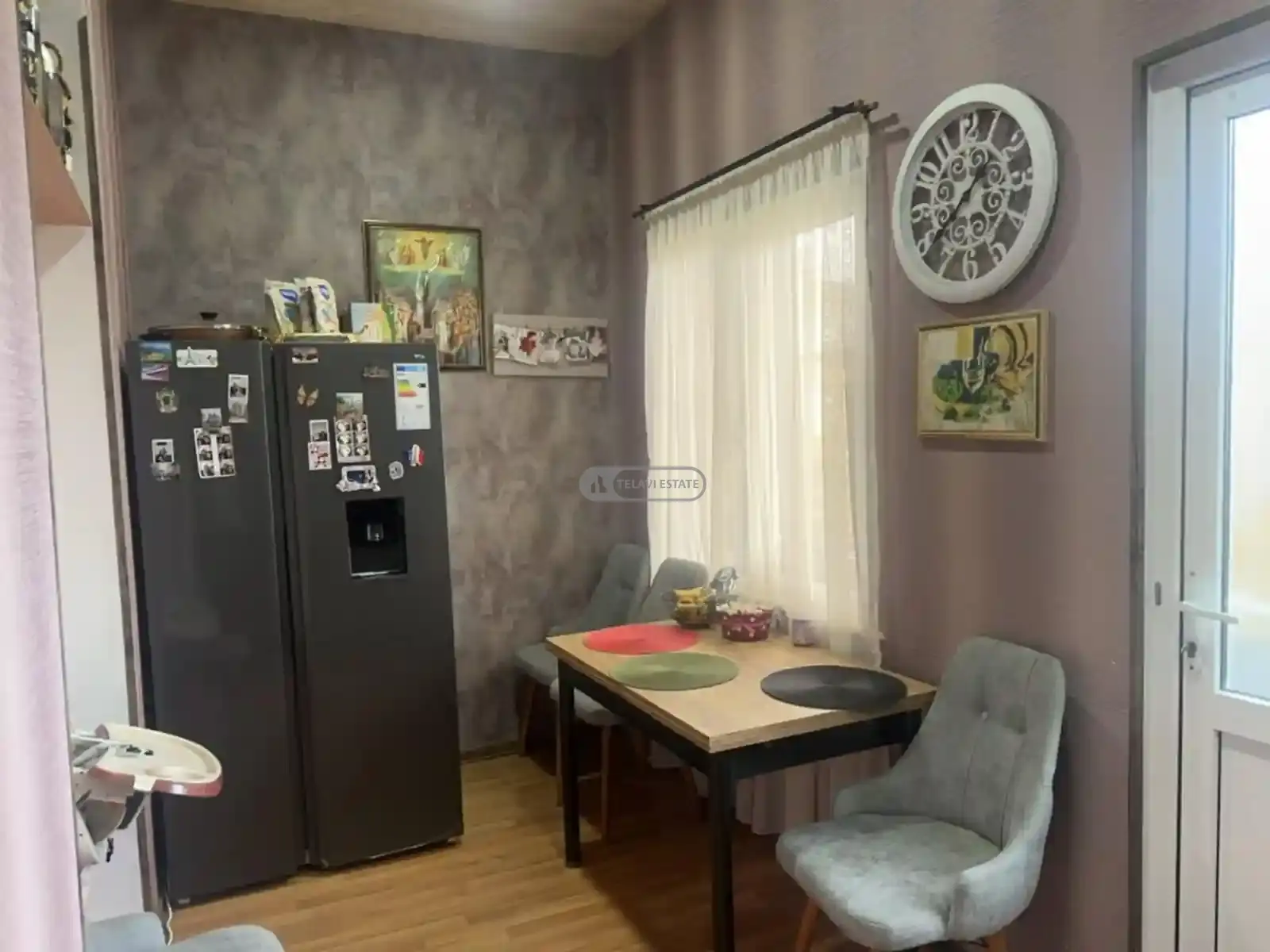 3 ოთახიანი ბინა ლოჯით თელავში