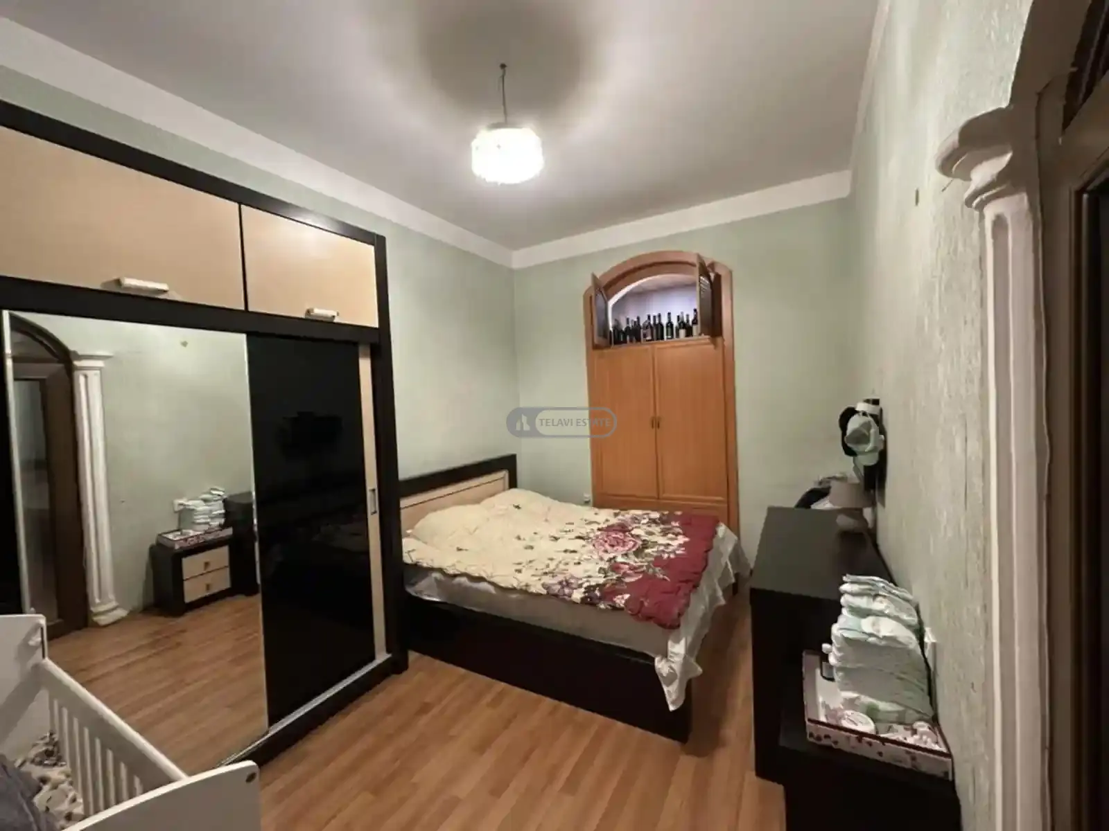 3 ოთახიანი ბინა ლოჯით თელავში