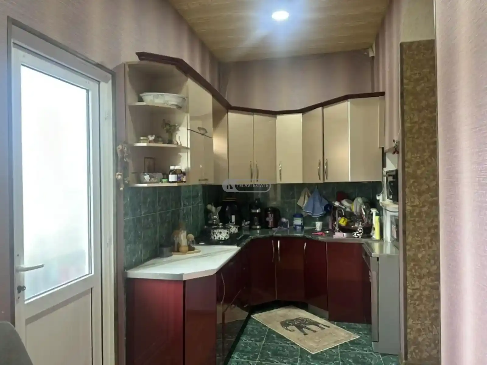 3 ოთახიანი ბინა ლოჯით თელავში