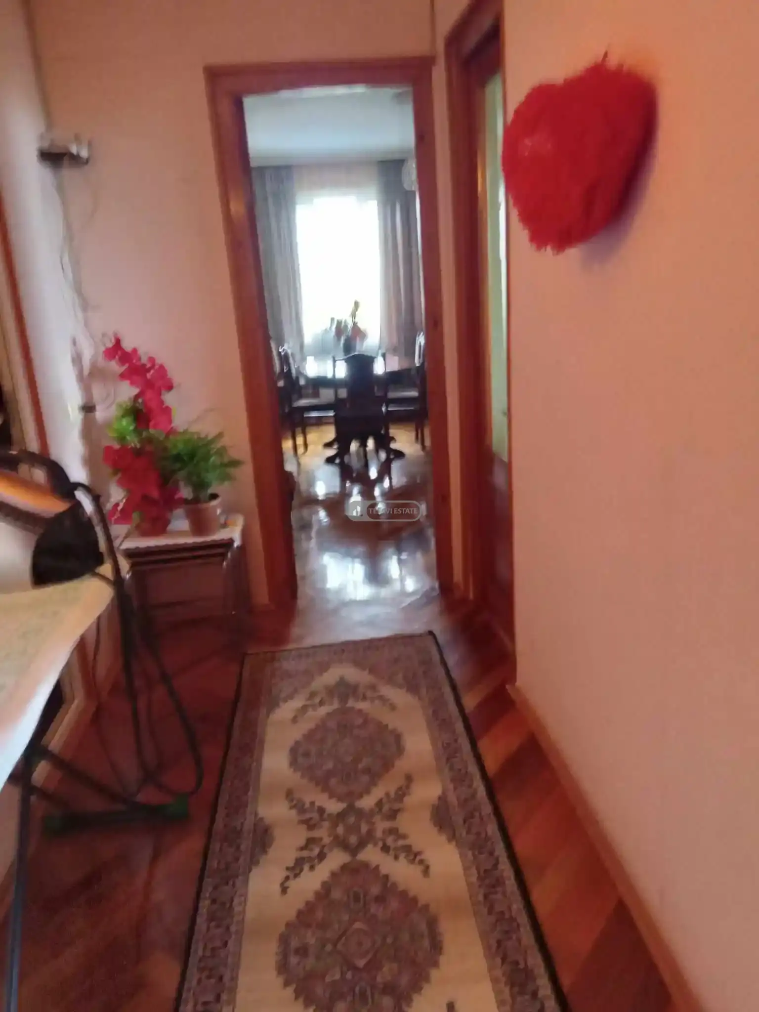 2 ოთახიანი ბინა თელავში