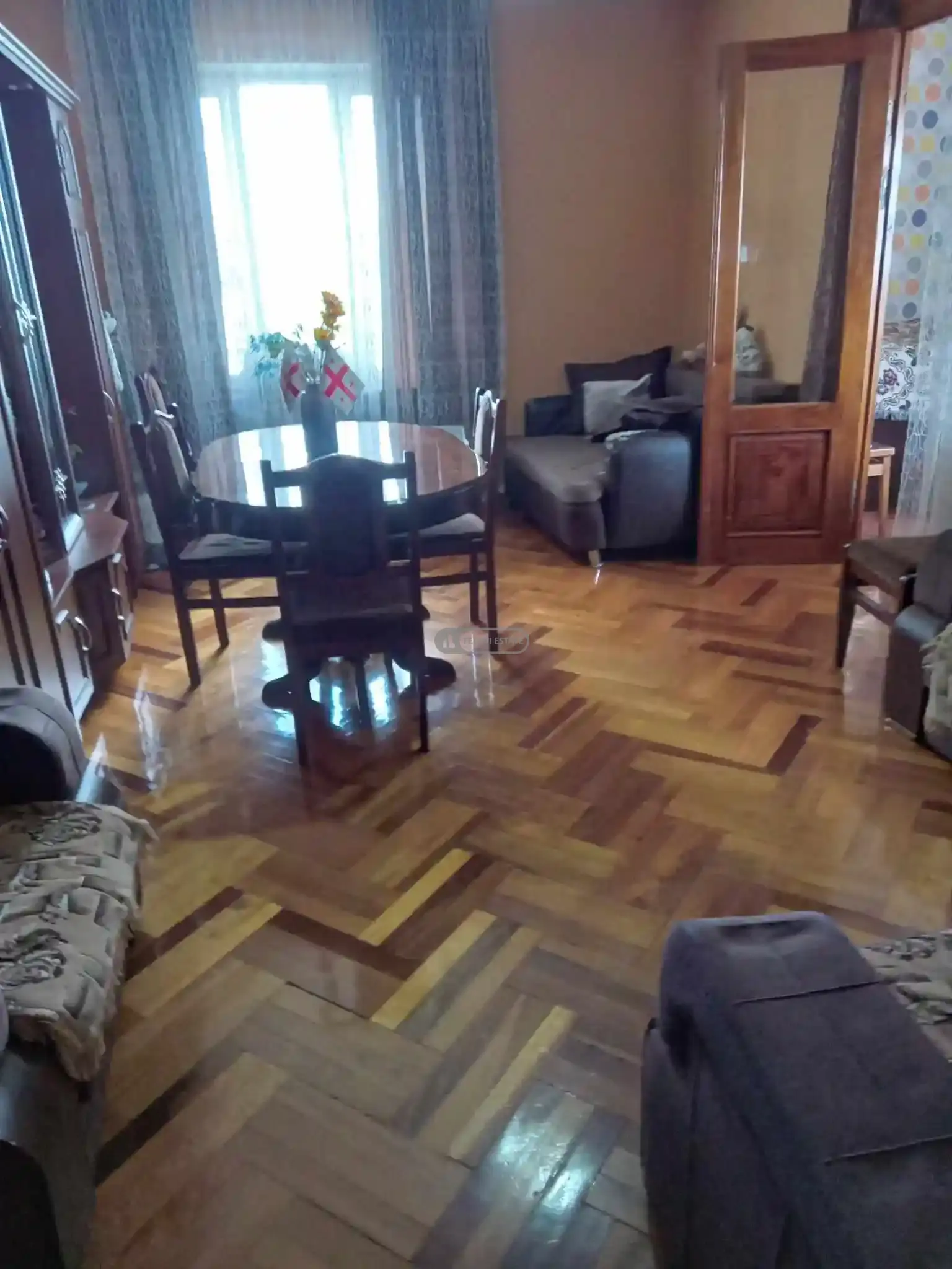 2 ოთახიანი ბინა თელავში