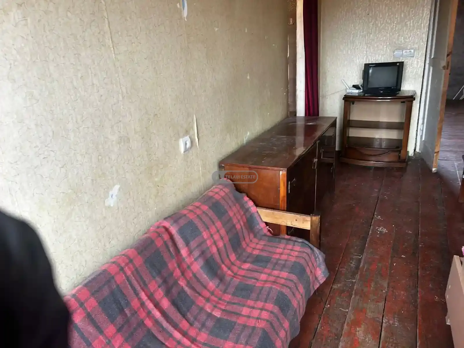 ქირავდება 2 ოთახიანი ბინა თელავში