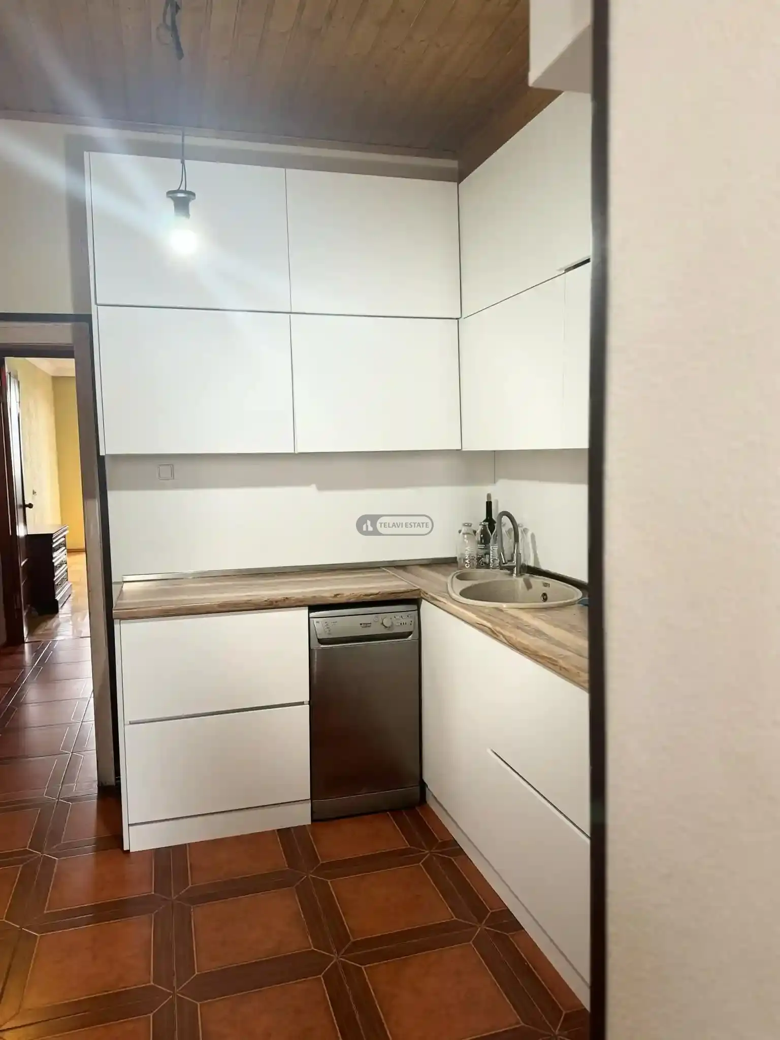 4-Room Apartment for Rent in Telavi