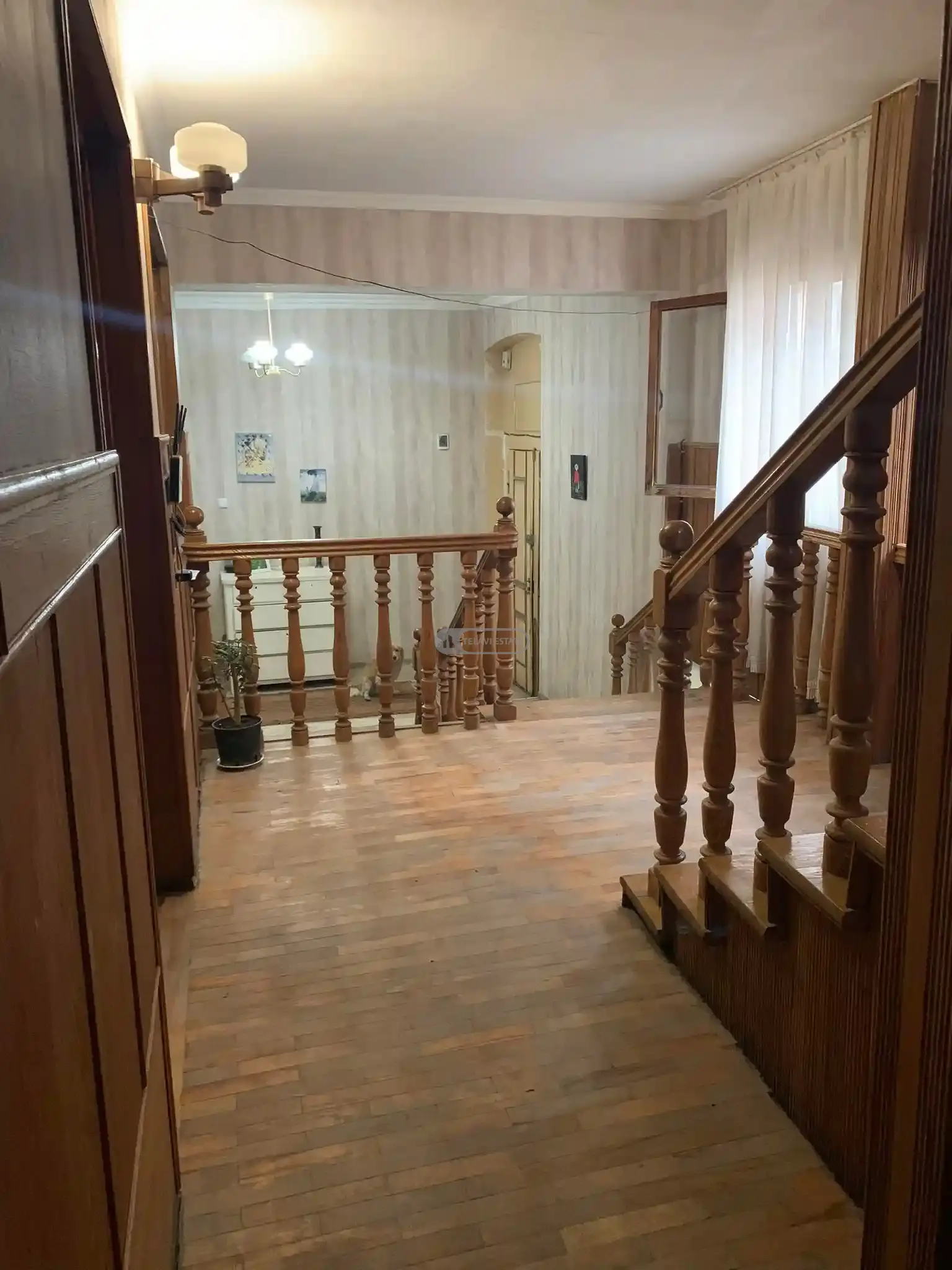 Трехэтажный дом в Телави