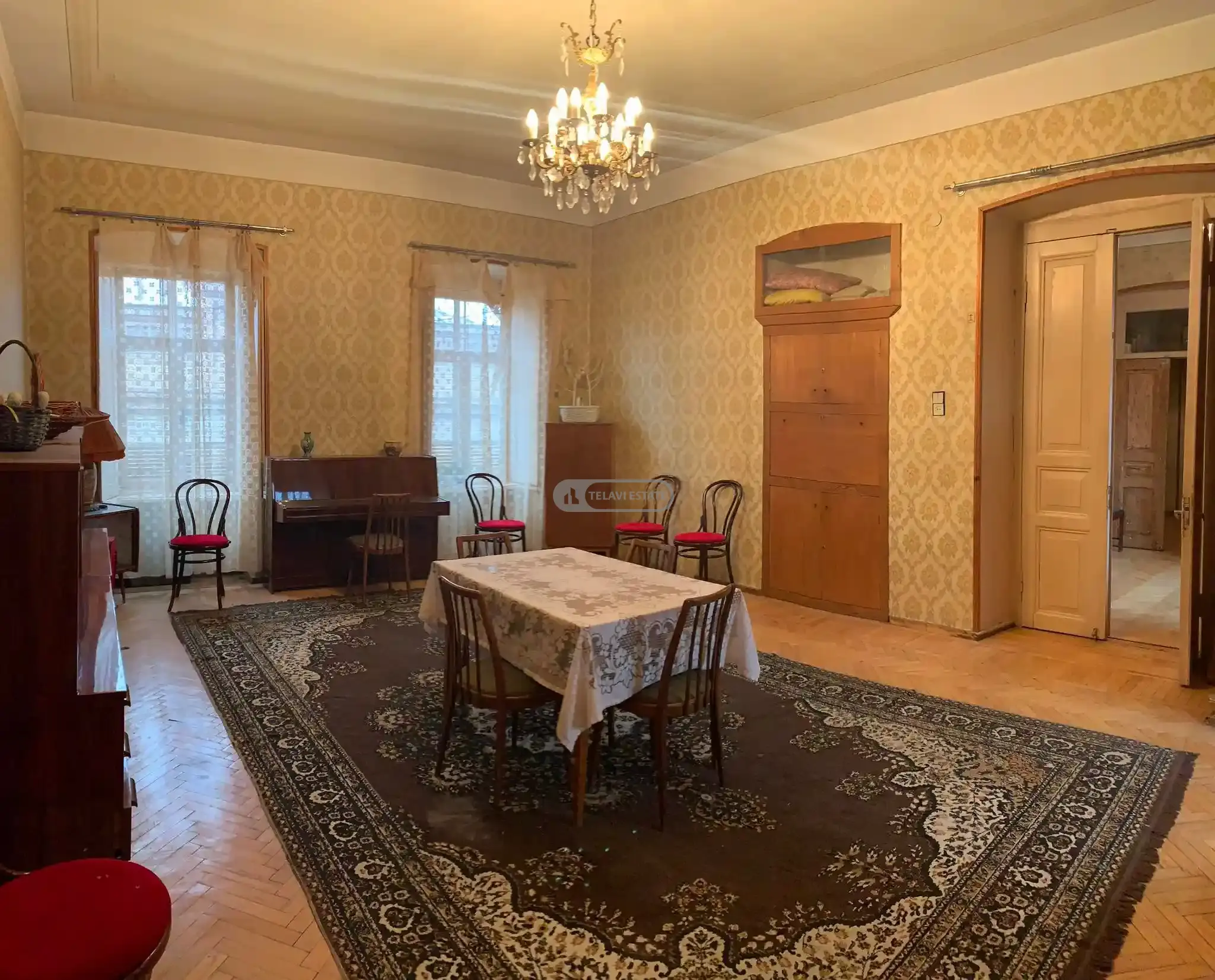 Трехэтажный дом в Телави