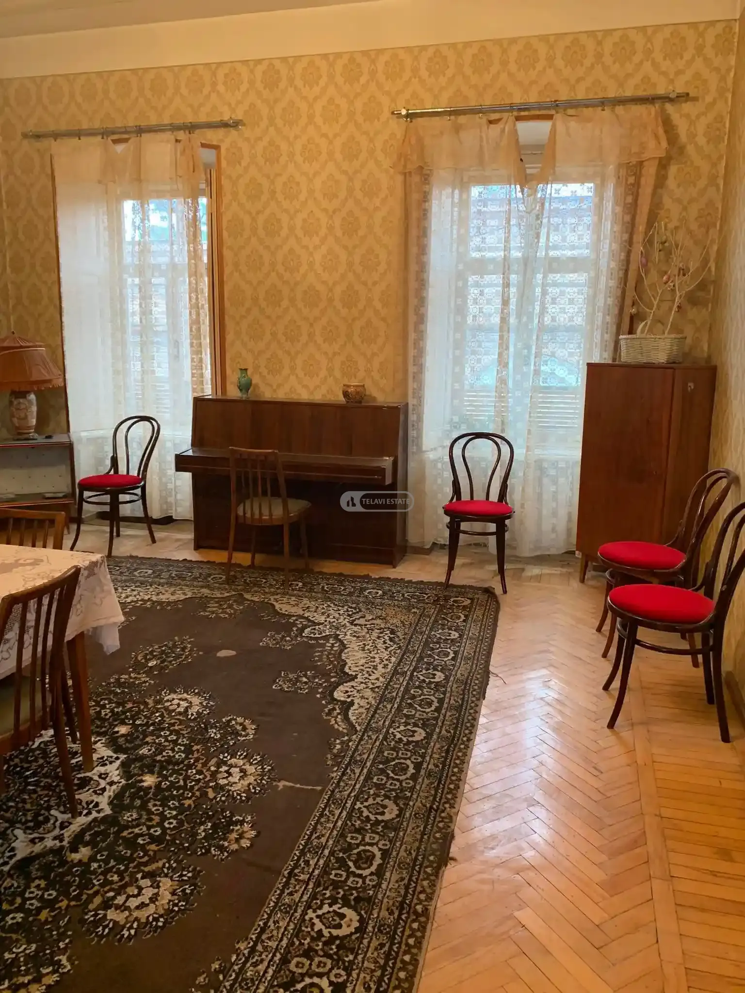 Трехэтажный дом в Телави