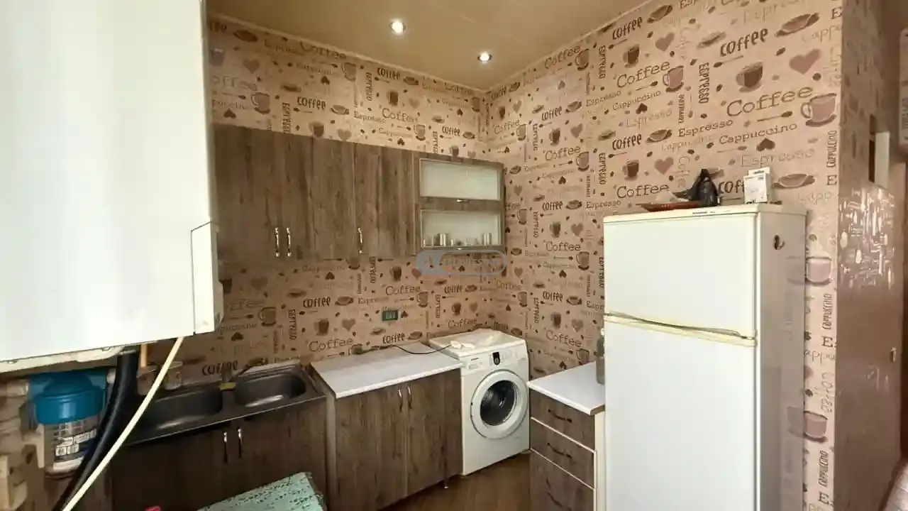 ქირავდება 2 ოთახიანი ბინა თელავში