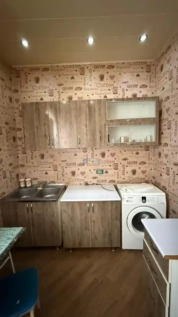 ქირავდება 2 ოთახიანი ბინა თელავში