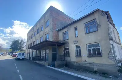 ქირავდება საოფისე ფართები თელავში