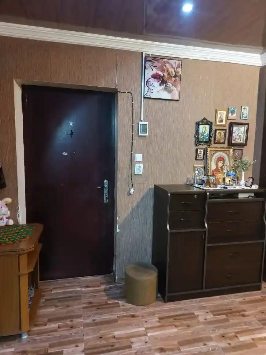 Продается 3-комнатная квартира