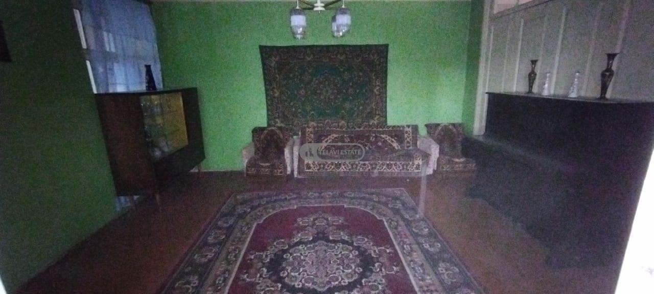 ორსართულიანი სახლი წინანდალში