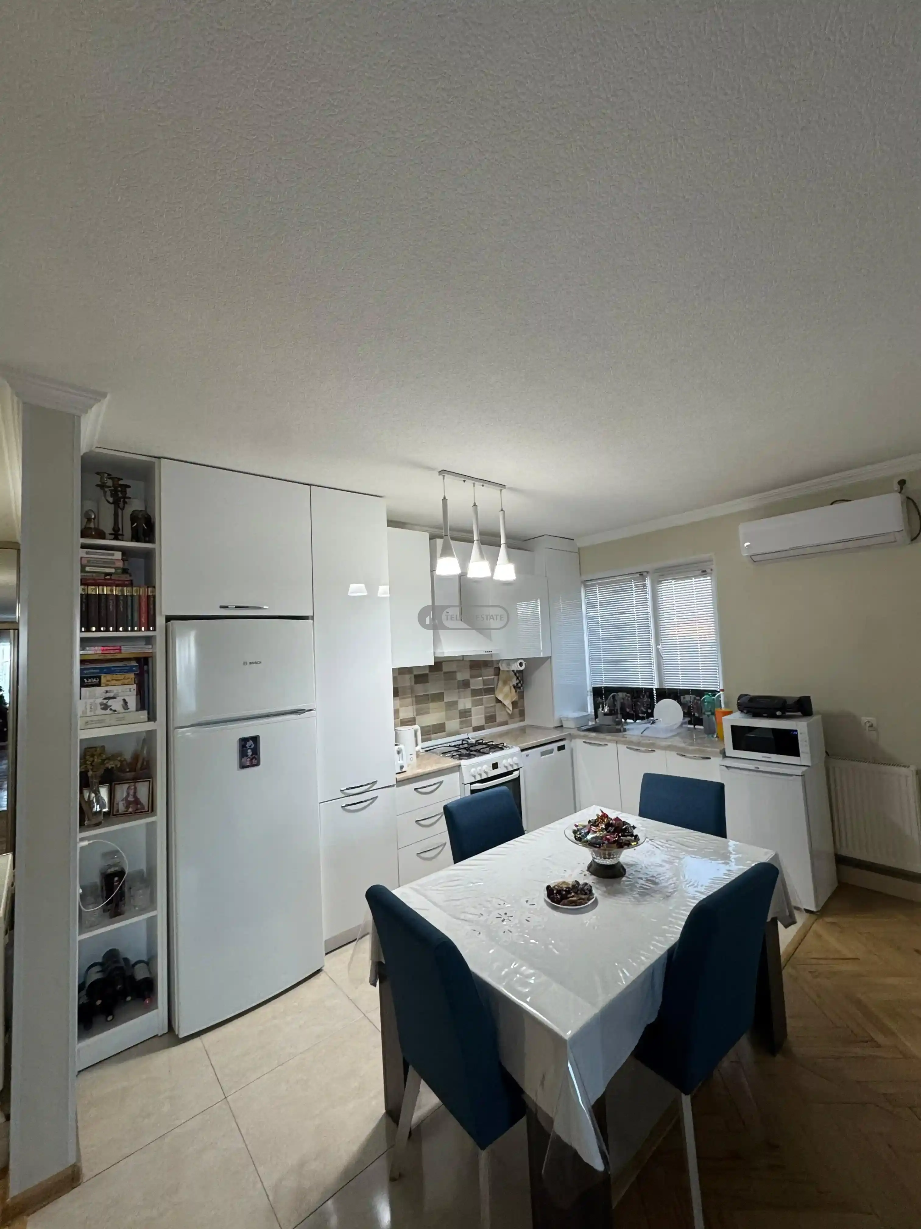 4 ოთახიანი ბინა თელავში