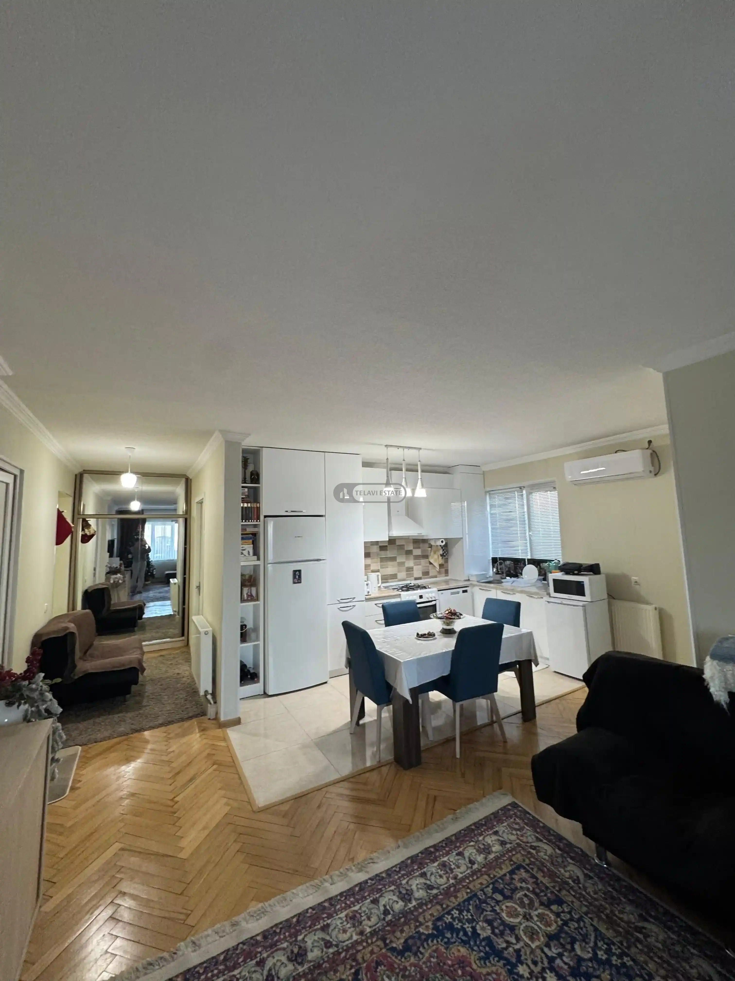 4 ოთახიანი ბინა თელავში