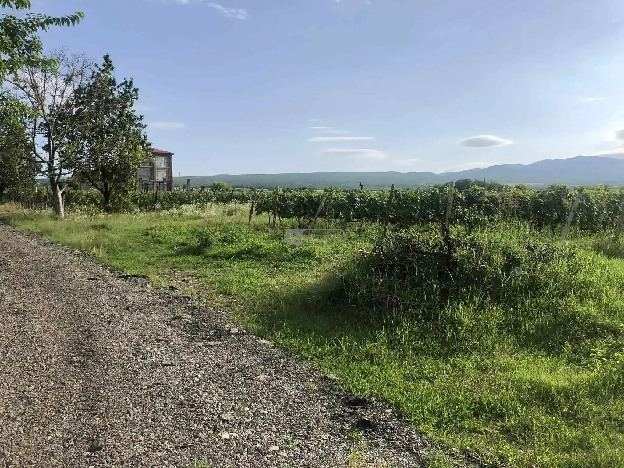 Продается земельный участок в Насамхрали