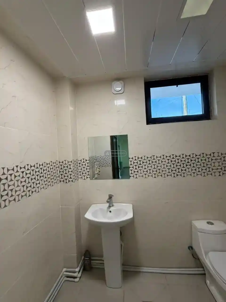 ქირავდება კომერციული ფართი თელავში