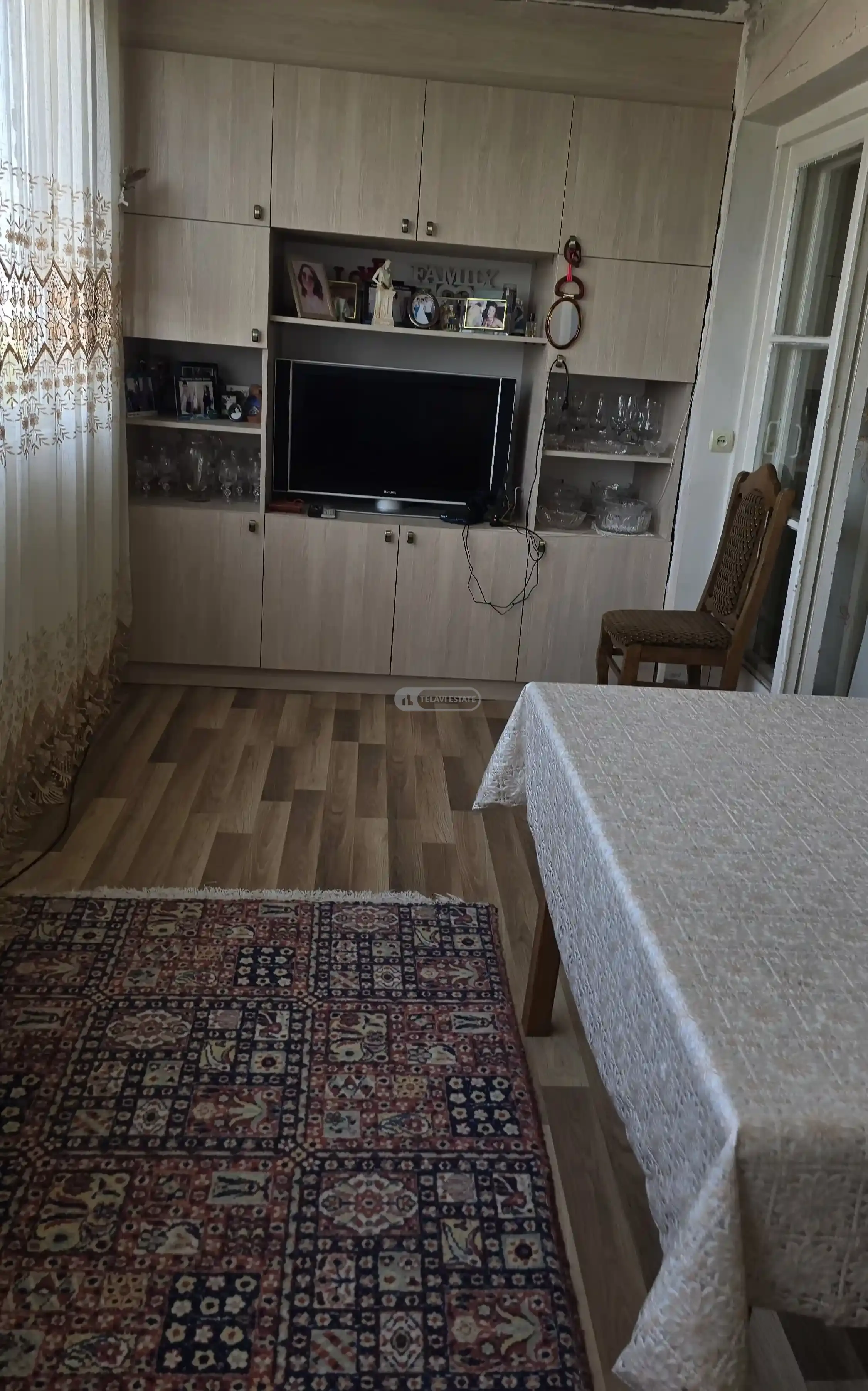 ქირავდება ოროთახიანი ბინა თელავში