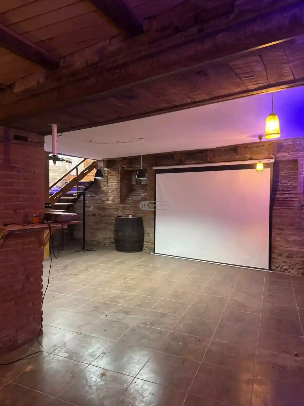 Commercial Property for Sale in Telavi – Prime Tourist Area!