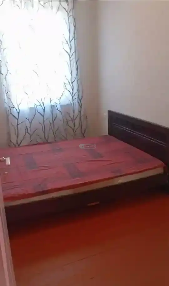ქირავდება 3 ოთახიანი ბინა თელავში