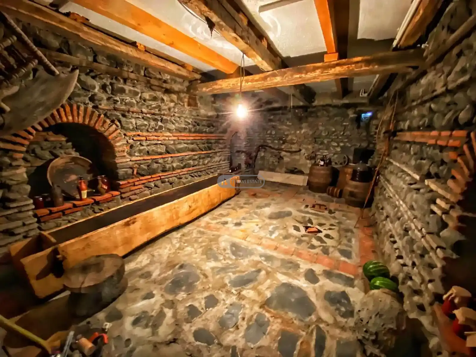 Гостиничный комплекс в Кварели