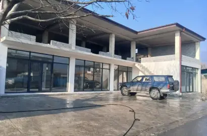 ქირავდება კომერციული ფართი შილდაში