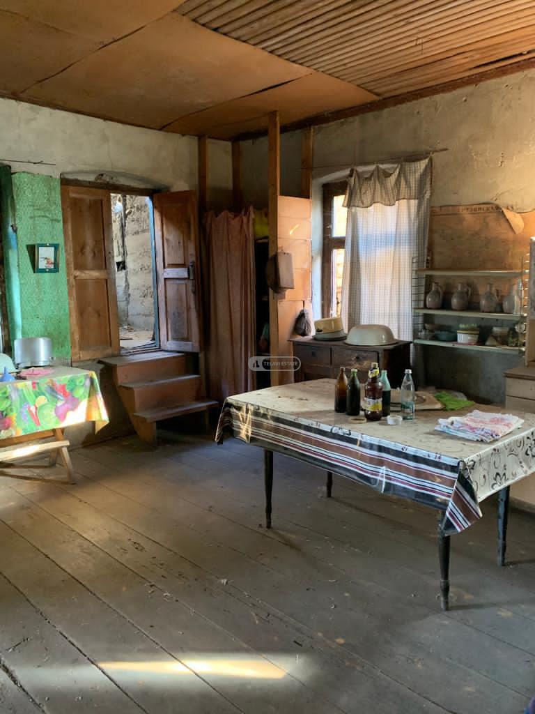 ორსართულიანი სახლი რუისპირში