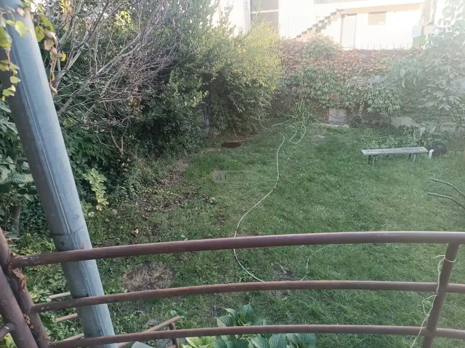 Raised-Ground-Floor House Near the Center of Telavi
