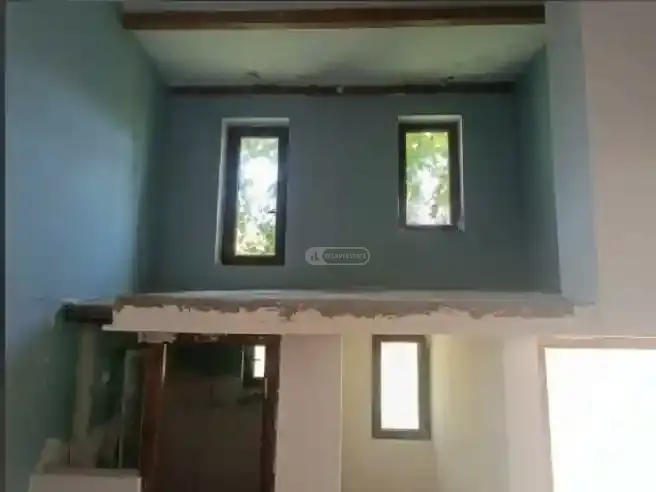 Raised-Ground-Floor House Near the Center of Telavi