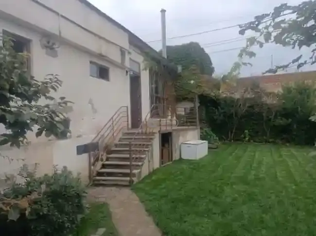 Raised-Ground-Floor House Near the Center of Telavi