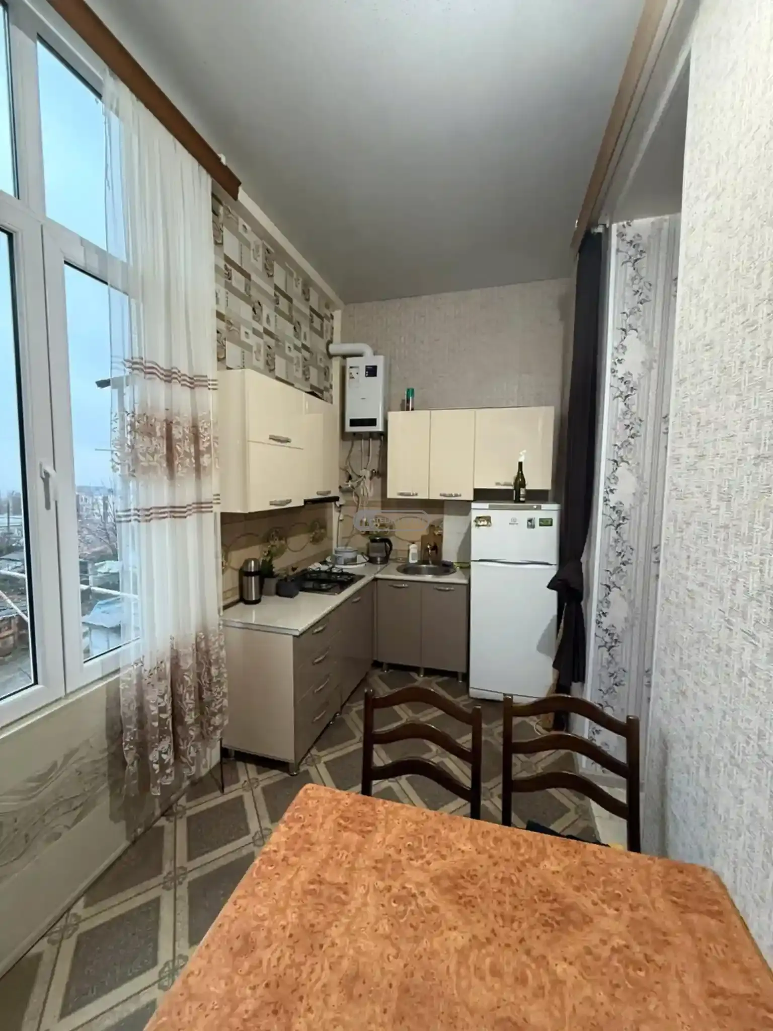 ქირავდება 2 ოთახიანი ბინა თელავში