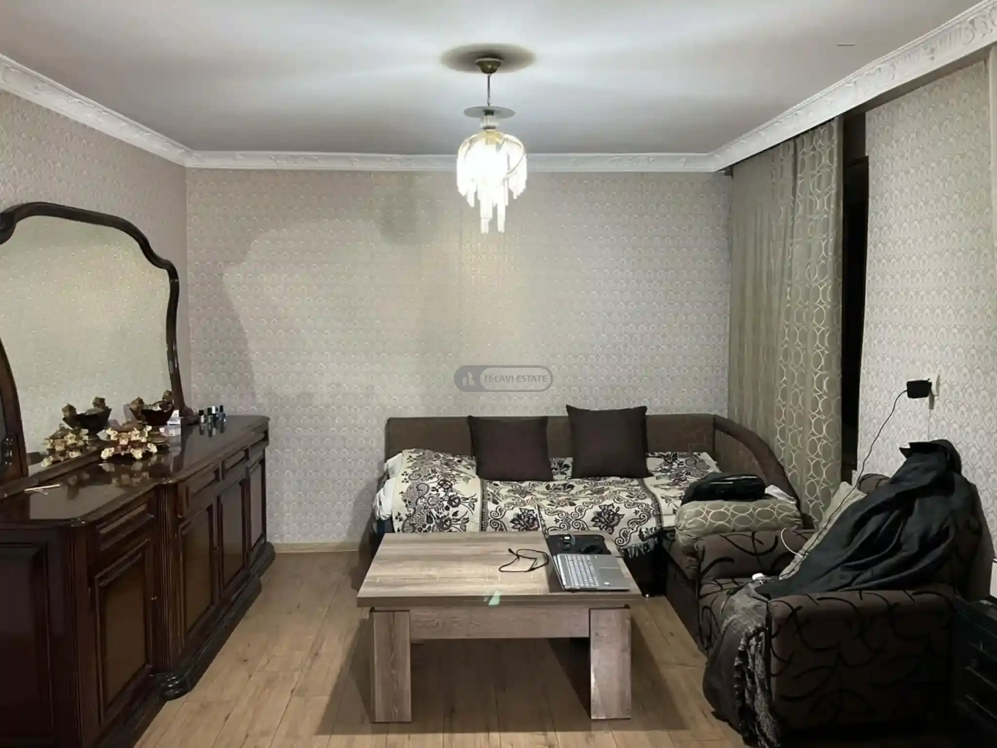 ქირავდება სახლი თელავში