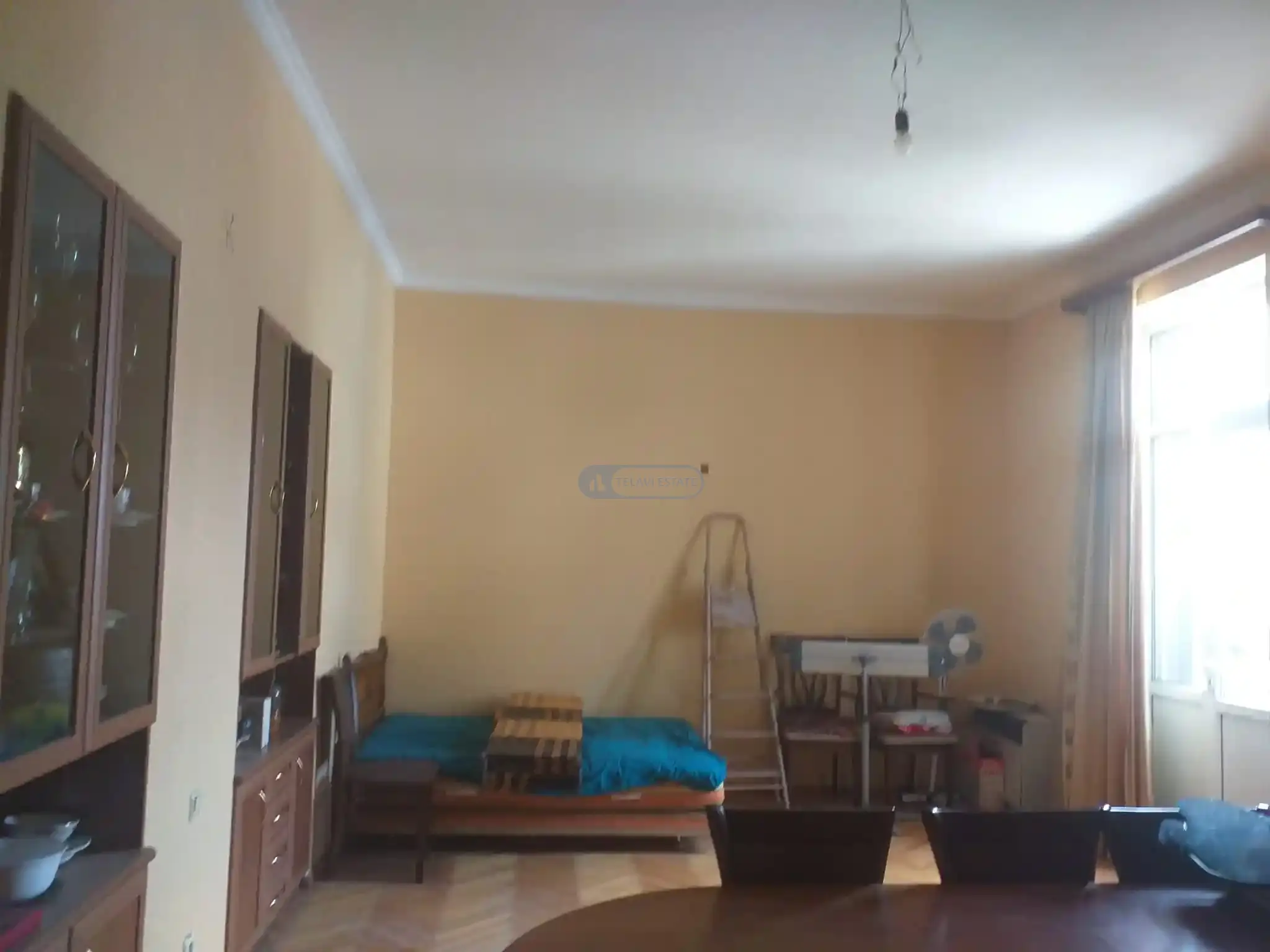 4 ოთახიანი ბინა თელავის ცენტრში