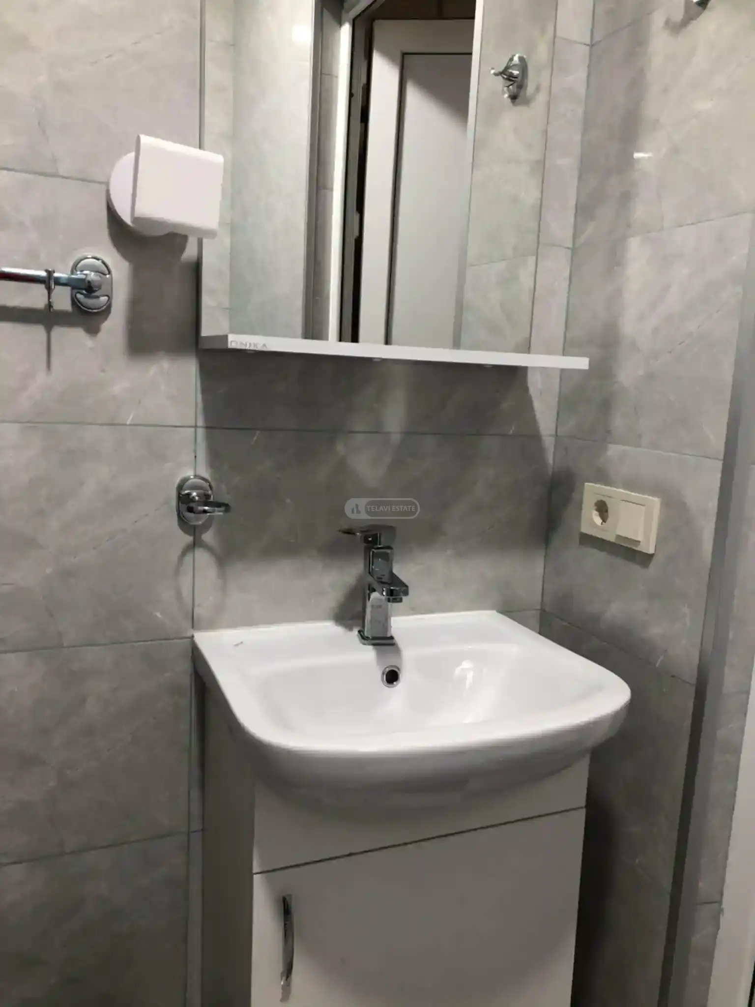 ქირავდება ბინა თელავში