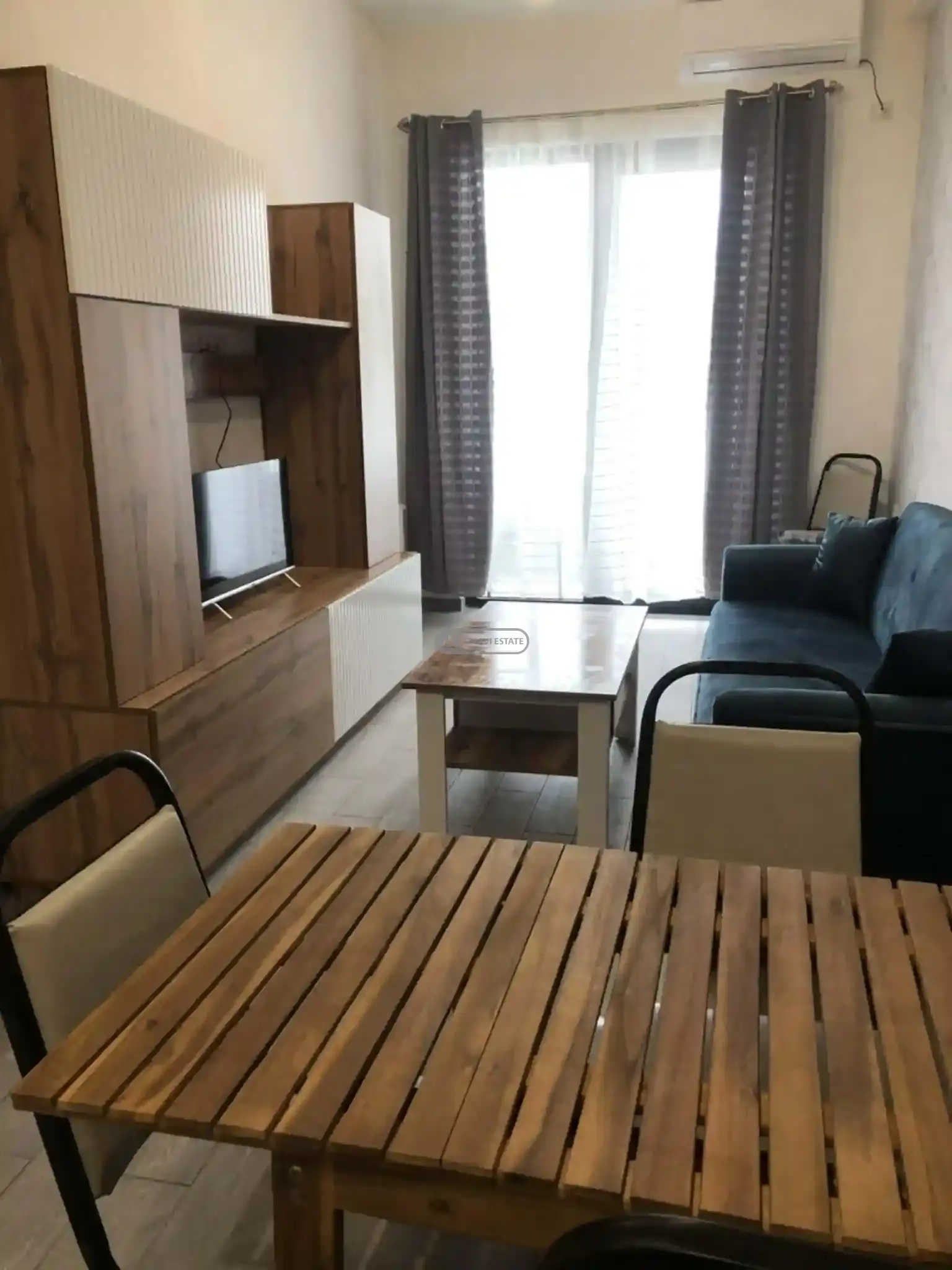 ქირავდება ბინა თელავში