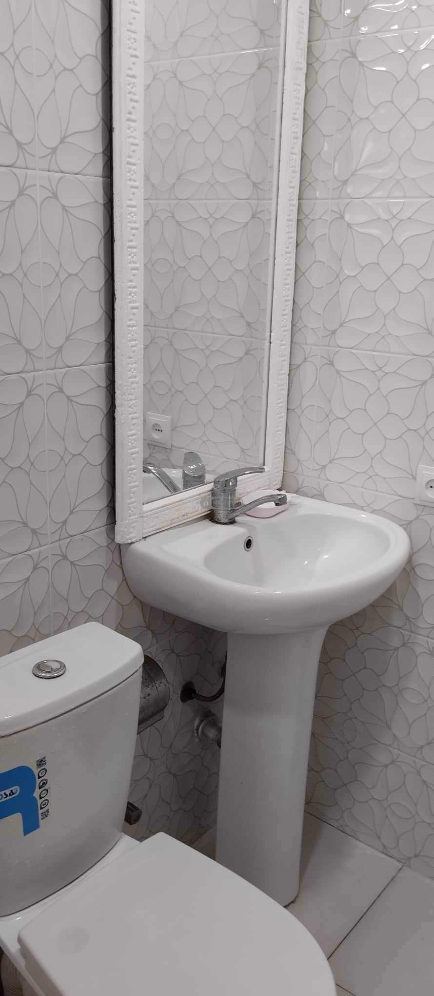 ქირავდება 2 ოთახიანი ბინა თელავში