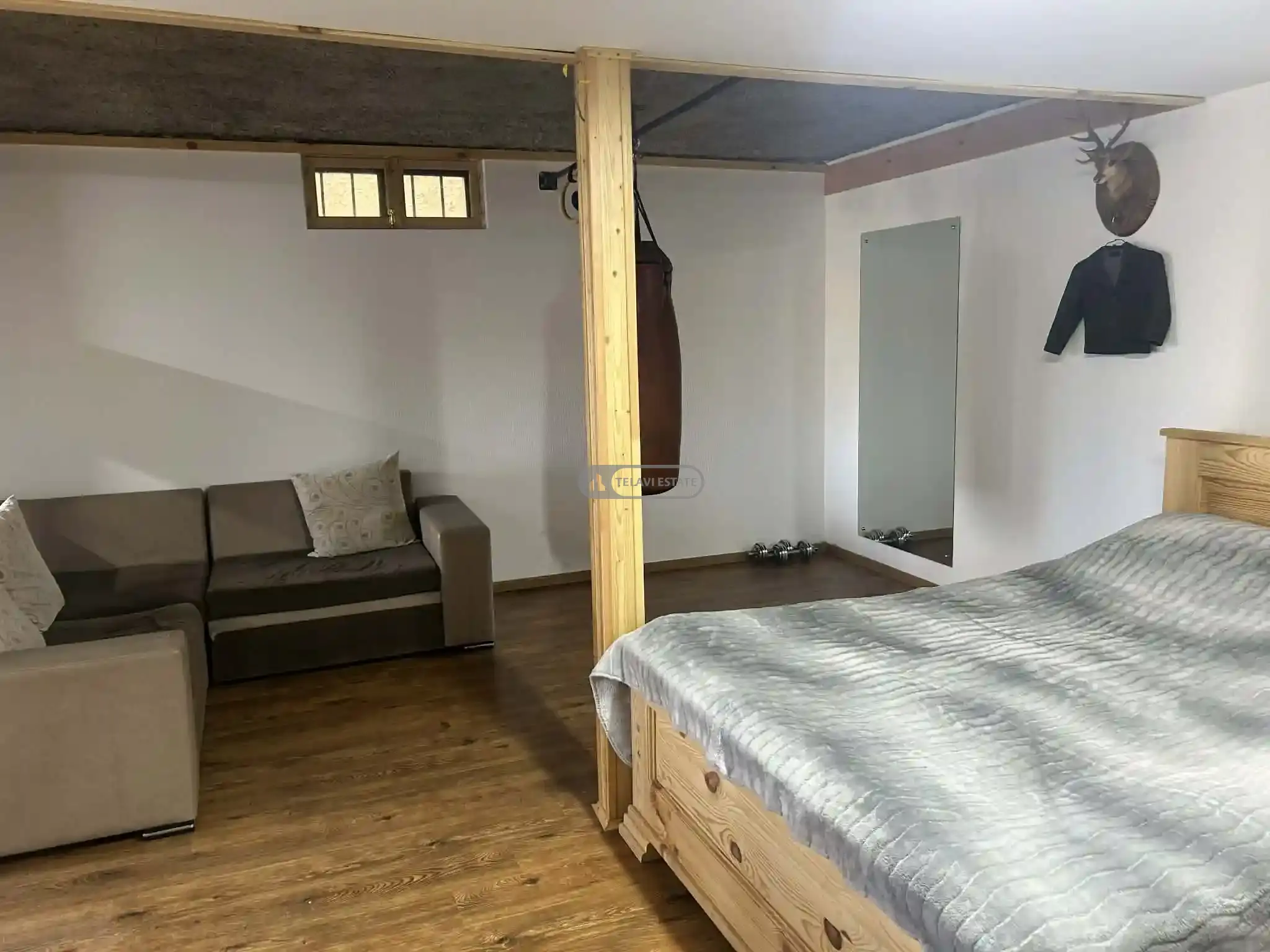 ქირავდება სახლი თელავში