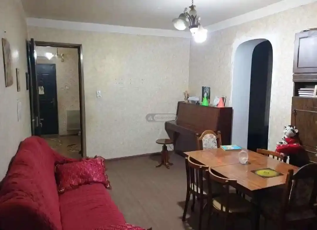 3 ოთახიანი ბინა თელავში